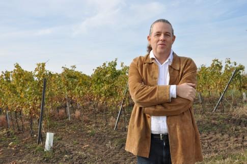 Wine closures, a debate: Cork versus screw cap - Masterclass presented by Philip Cox, CEO Cramele Recas